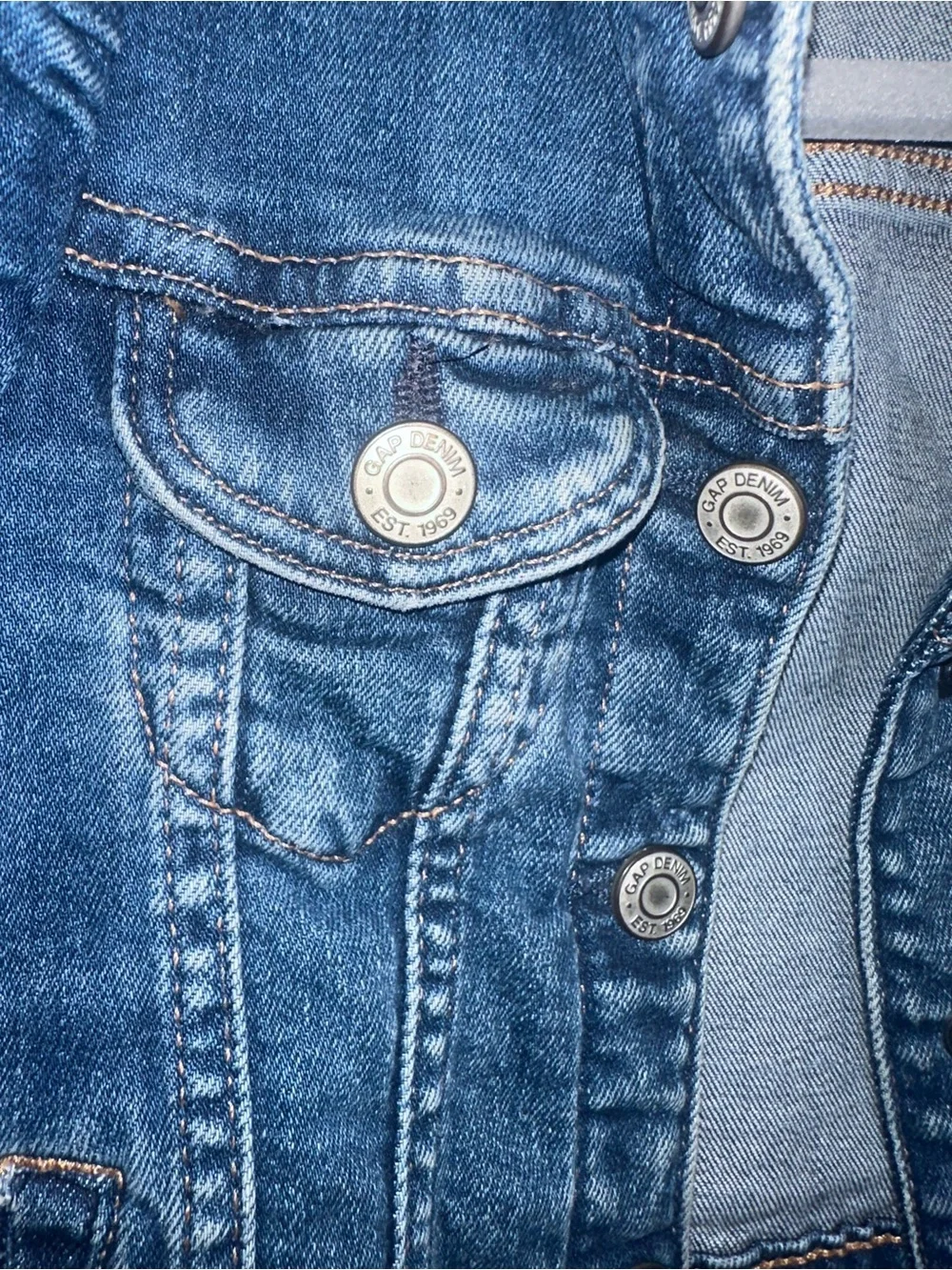 GAP Girls Blue puff shoulder Denim Button-Up Jacket size 4years